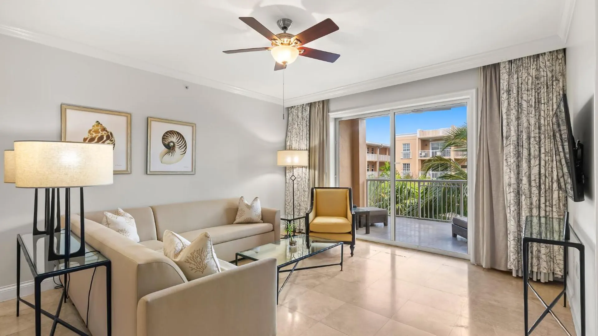 קי וסט Beachside Resort & Residences