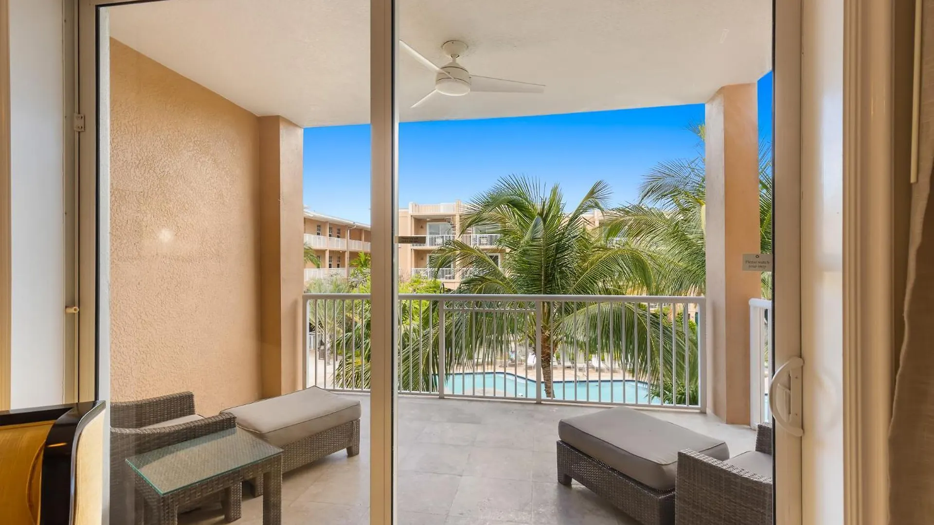 קי וסט Beachside Resort & Residences