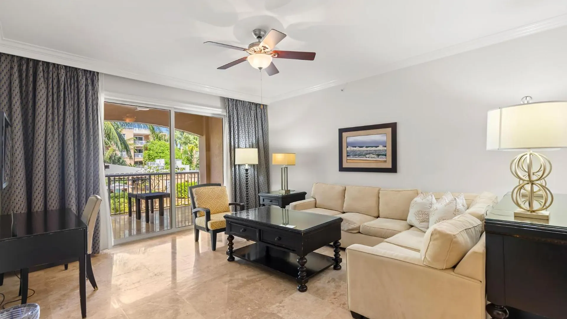 קי וסט Beachside Resort & Residences