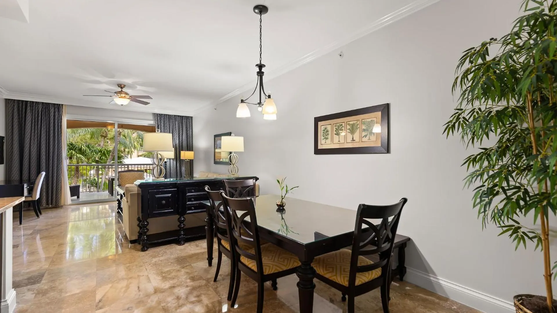 קי וסט Beachside Resort & Residences ארצות הברית