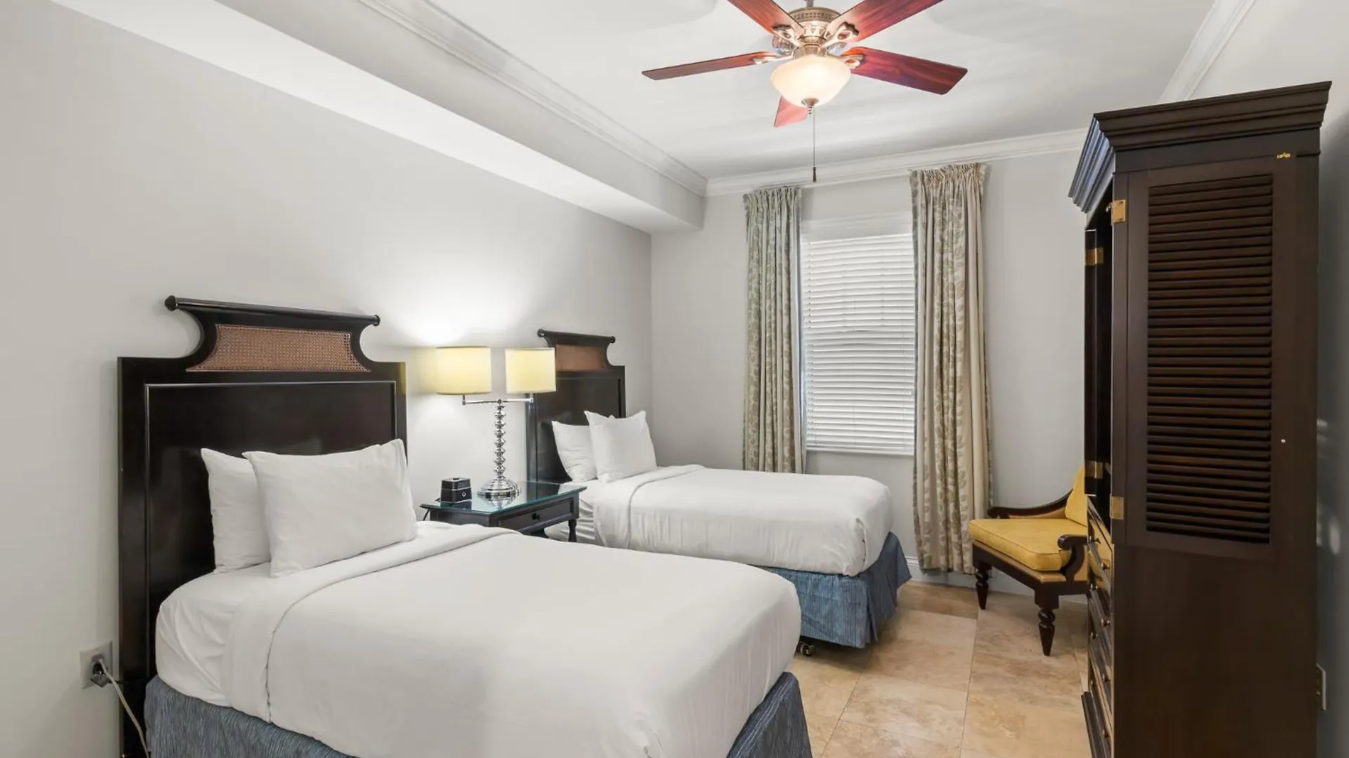 קי וסט Beachside Resort & Residences