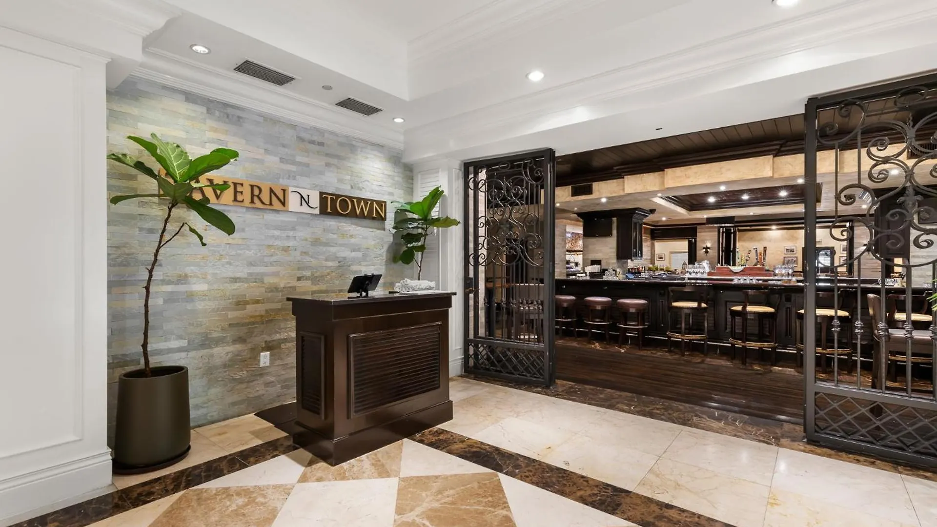 קי וסט Beachside Resort & Residences